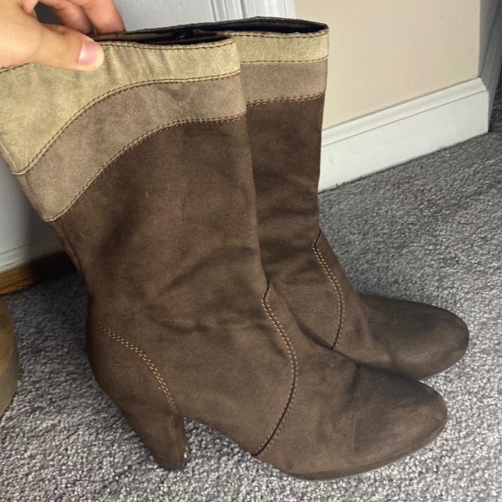 Prediction women’s brown size 9.5 boots